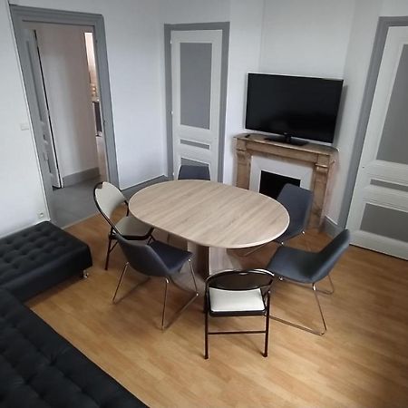 Appart - Hotel La Batisse De Сен-Шамон Екстериор снимка