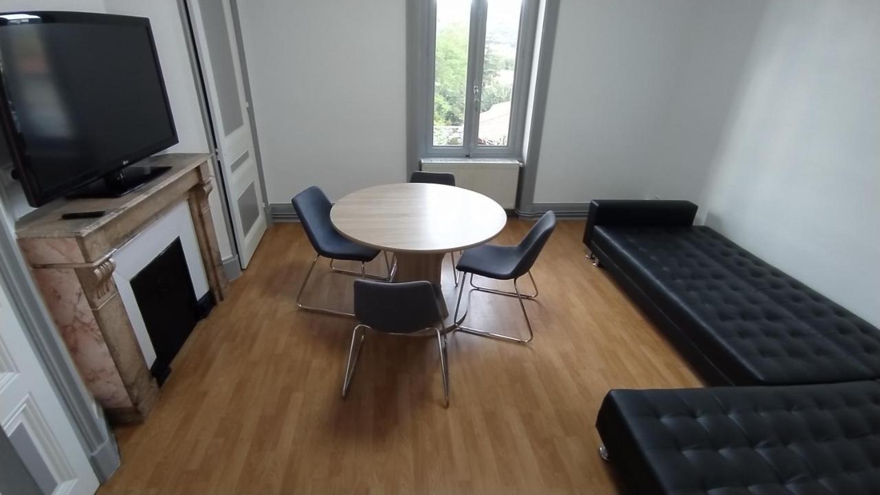 Appart - Hotel La Batisse De Сен-Шамон Екстериор снимка