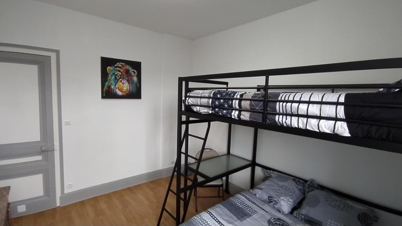 Appart - Hotel La Batisse De Сен-Шамон Екстериор снимка